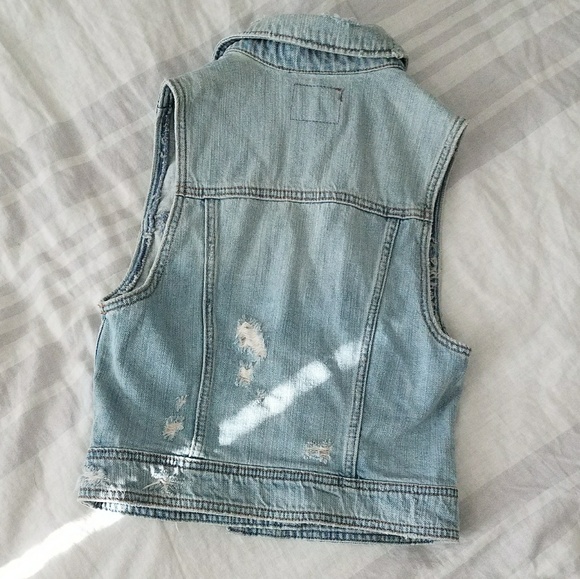 NWOT American Eagle Denim Distressed Vest - Picture 3 of 4